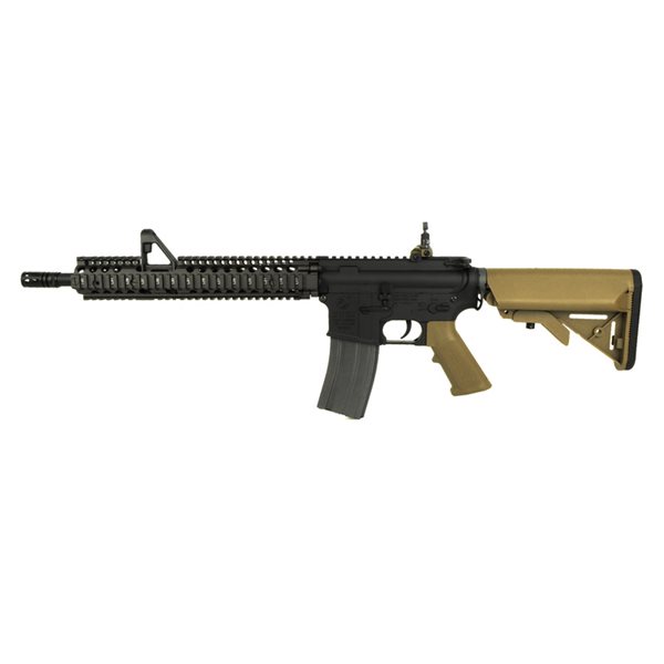 E&C製電動ガン M4A1 RISII FSP SOPMOD BlockII